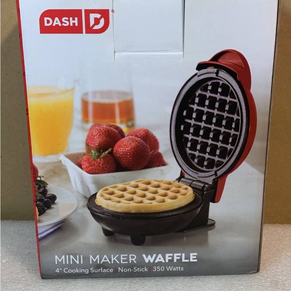 Ash Red Mini Maker Waffle Iron